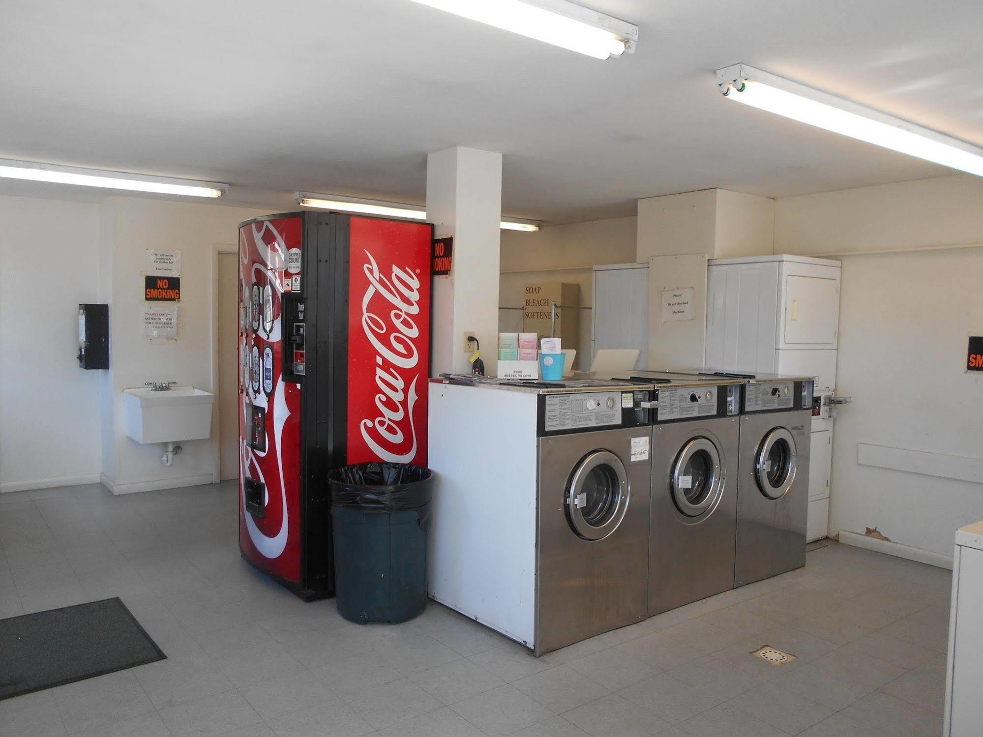 Super Saver Inn Sheridan Esterno foto
