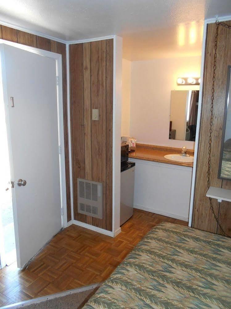 Super Saver Inn Sheridan Esterno foto