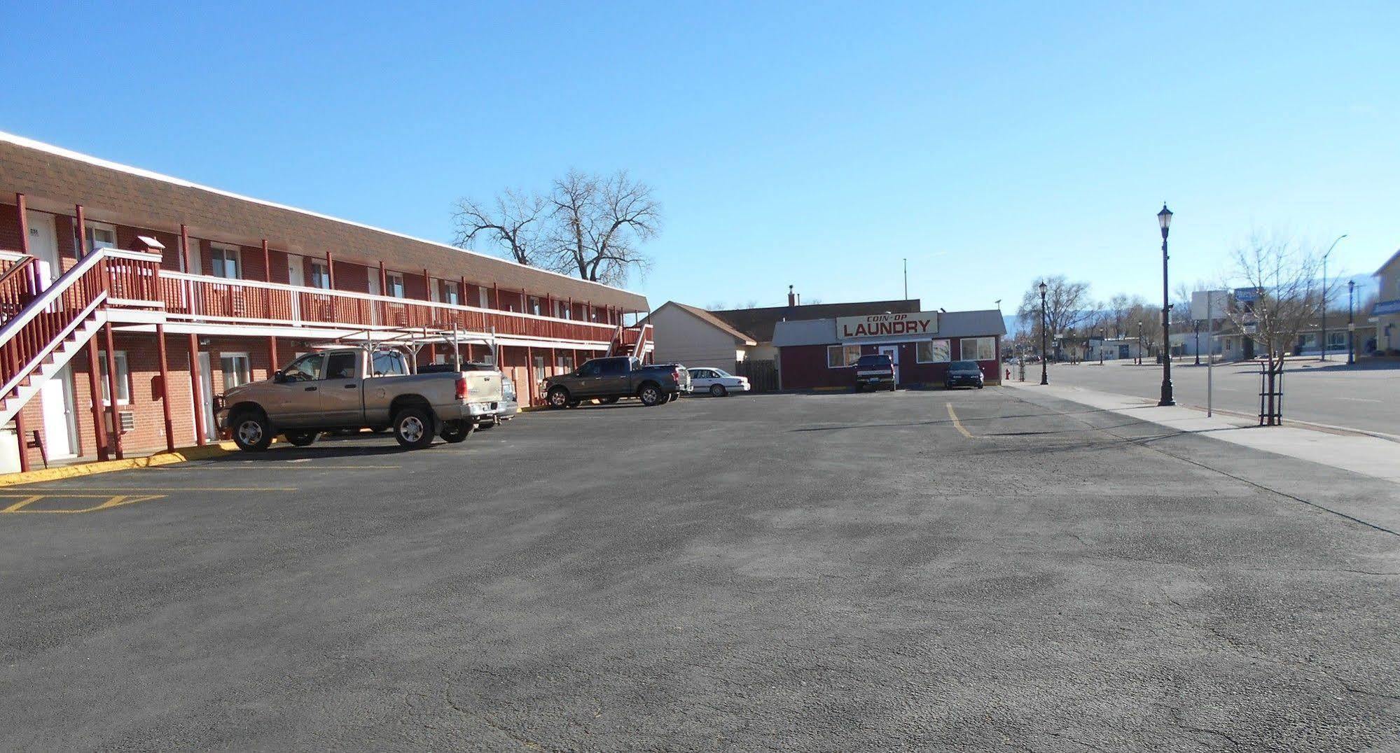 Super Saver Inn Sheridan Esterno foto